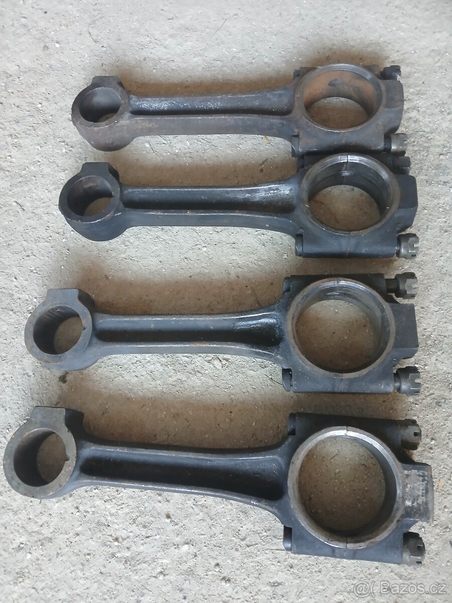 Zetor 7211 ojnice - 2