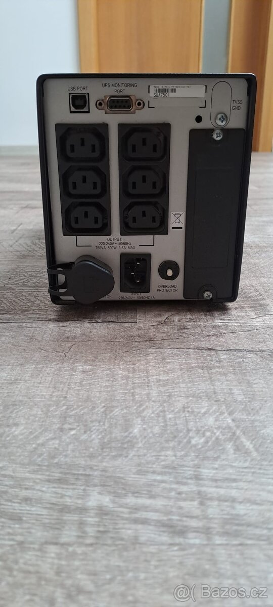 UPS APC 750 - 2
