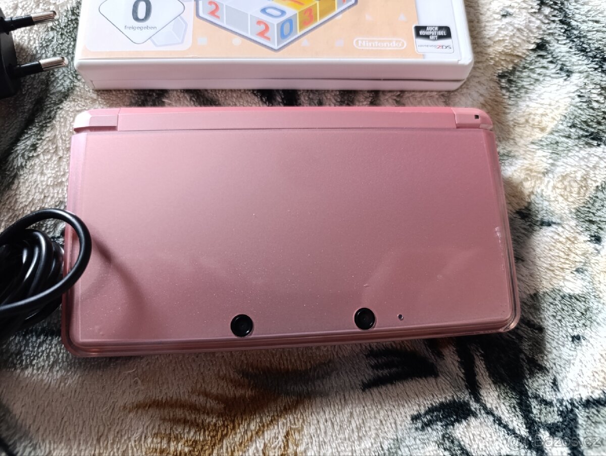 Nintendo 3DS Pink + Hry - 2