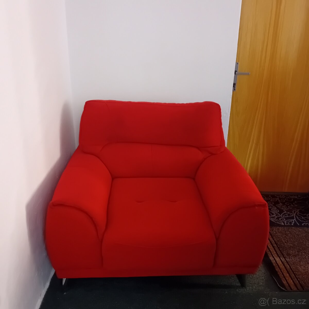 Kreslo a taburet - 2