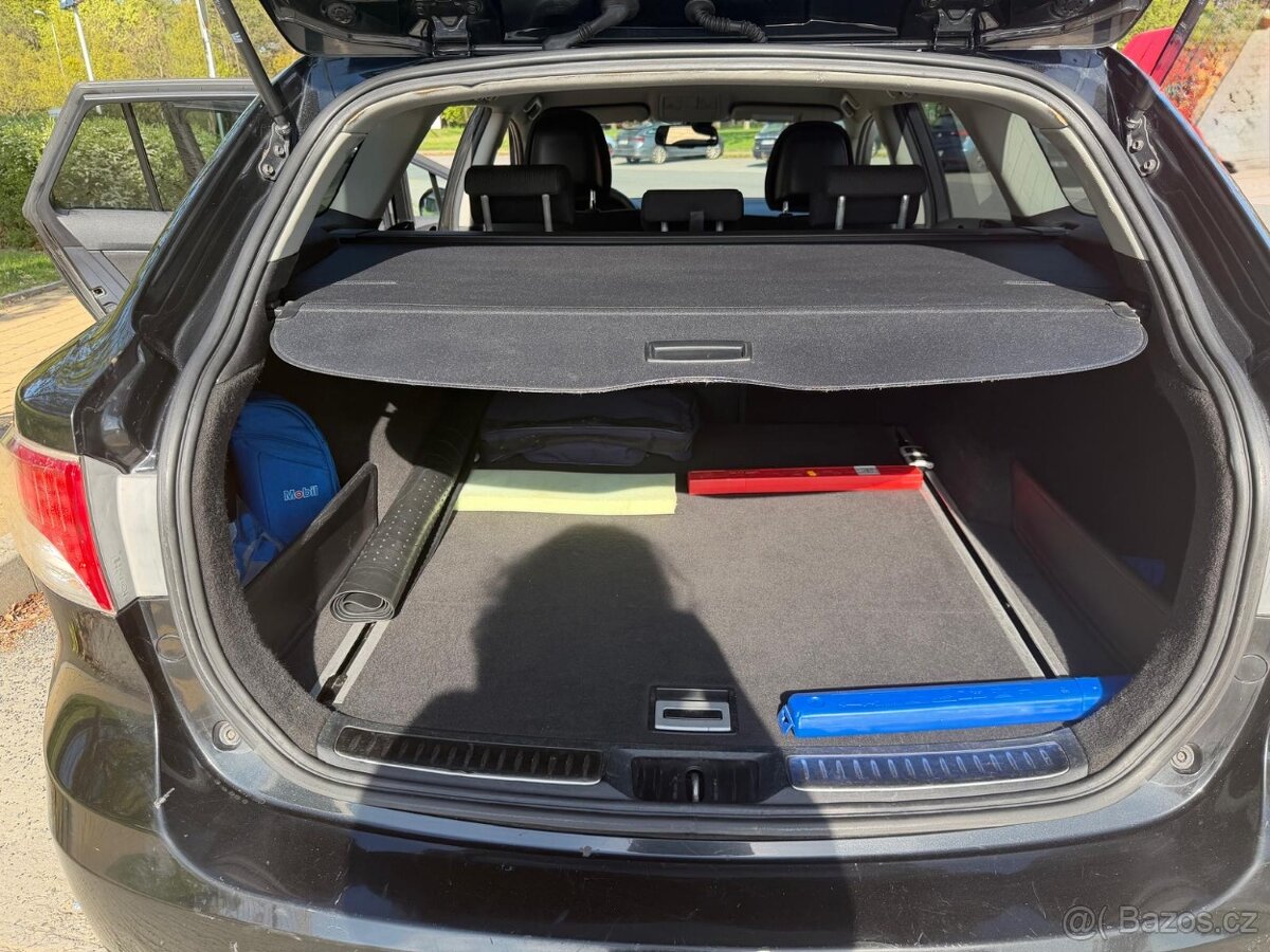 Toyota Avensis T27 combi - 2