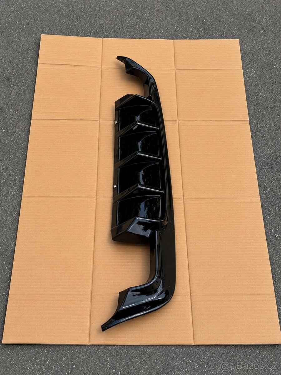 BMW DupleX E60 E61 Difuzor zadního nárazníku– Černý lesk - 2