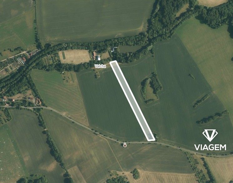 Pole 5 617 m² - 2