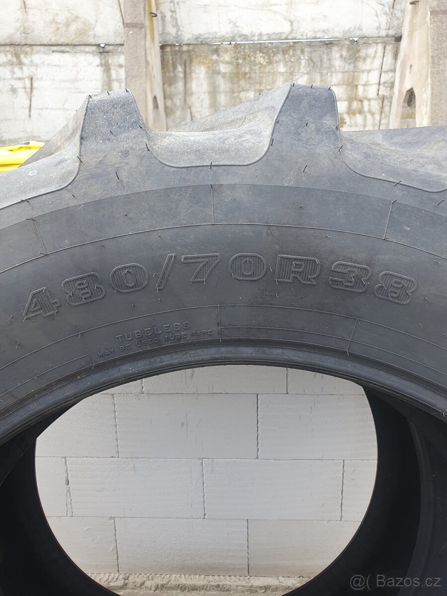 Pneu Firestone 480 / 70 R38 - 2