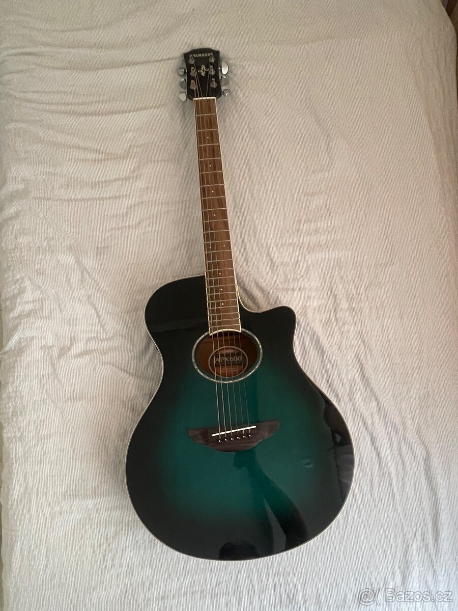 Elektroakustická kytara Yamaha APX600 - 2