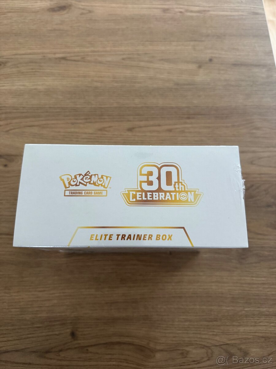 Pokémon 30th Celebration Elite Trainer Box - 2