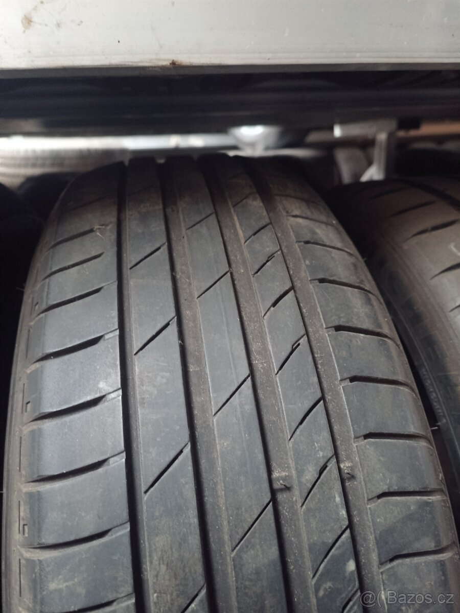 235/65/17 kumho 108V - 2