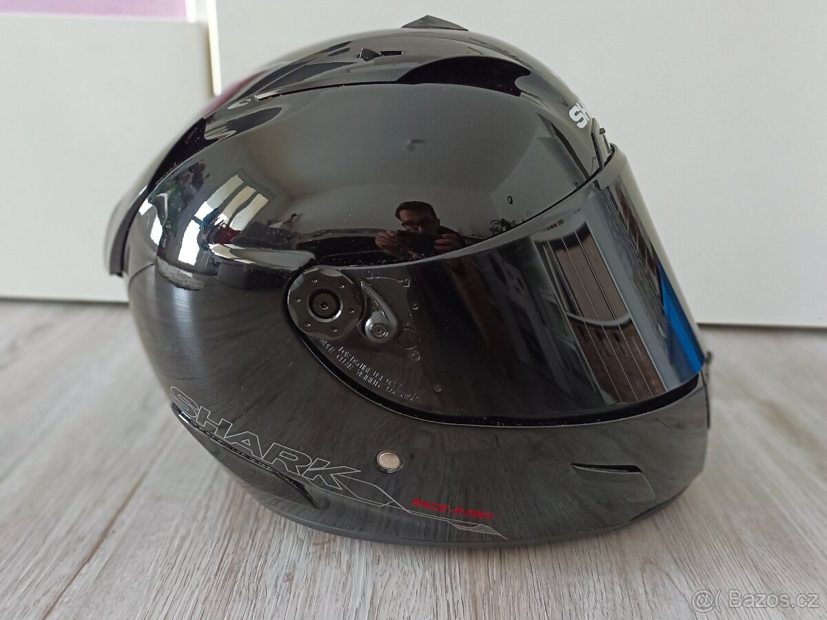 přilba Shark RACE-R PRO - 2