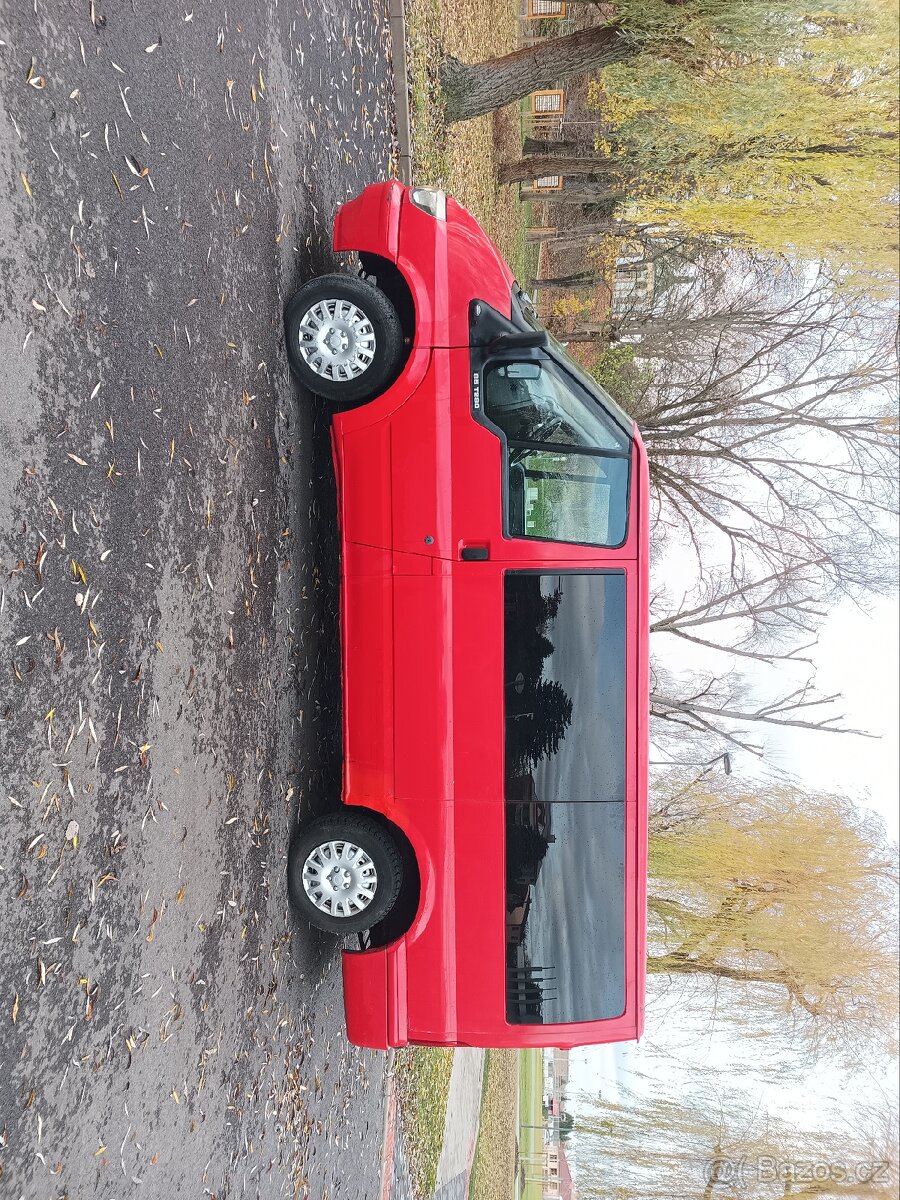 Ford Transit 2.0 TDDI 9 míst NOVÁ STK - 2