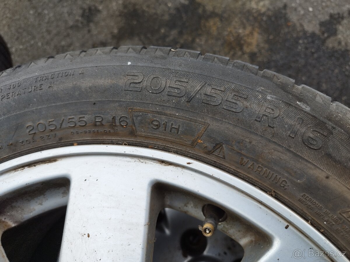 NISSAN ELEKTRONY 16x 7J - 2