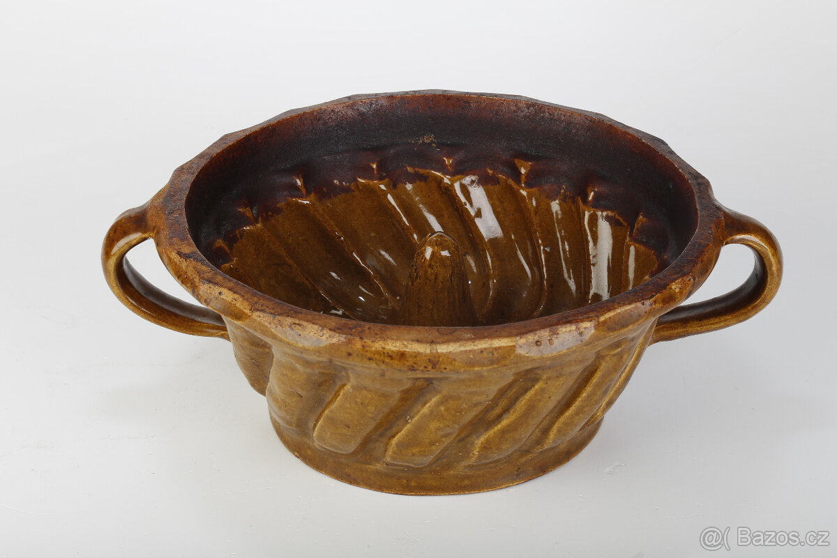 Starožitná forma na bábovku konec 19. století - 2