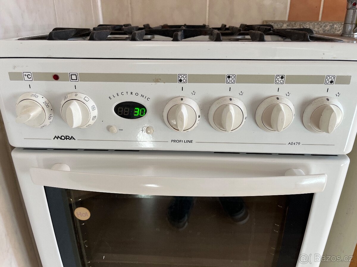 Kombinovaný sporák Mora Profi line A2479 - 2