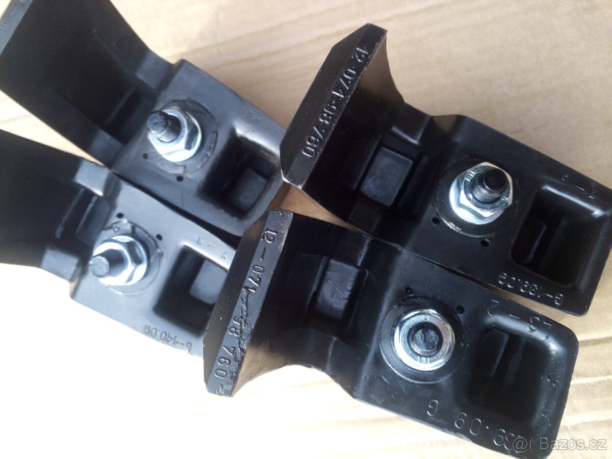 Sada malých dorazů nárazníku škoda 100 - 110R - 2