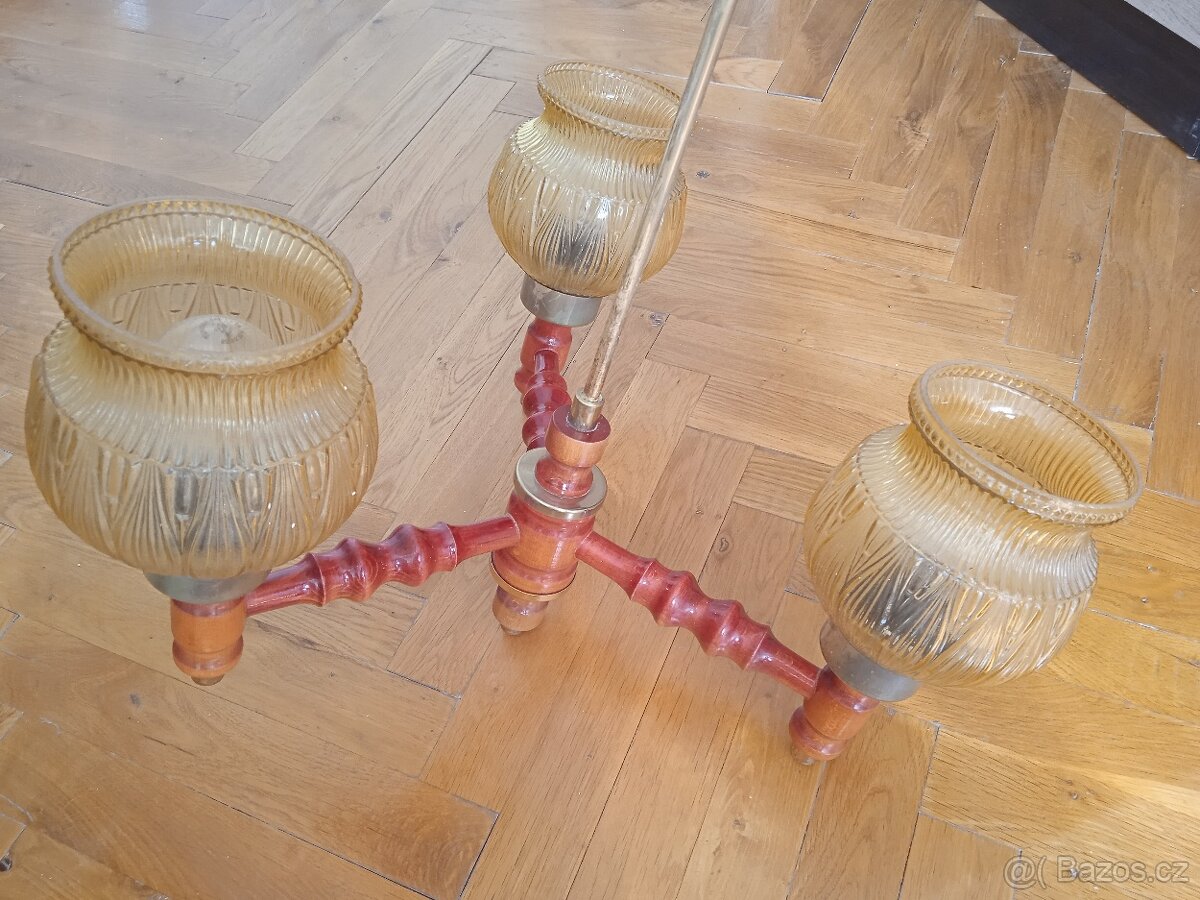 Prodám lustr dřevo + kouřové sklo - 2