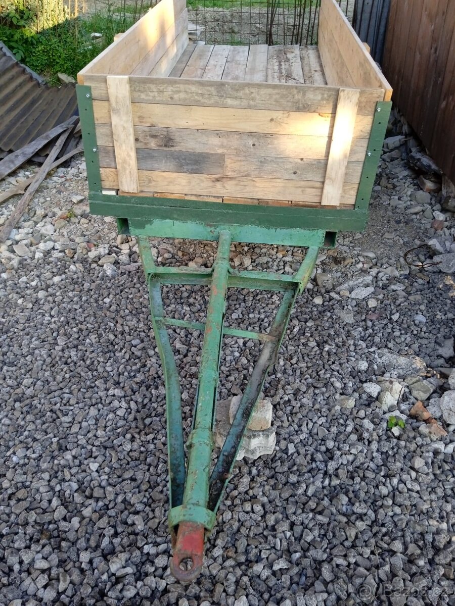 Vlečka za traktor - 2