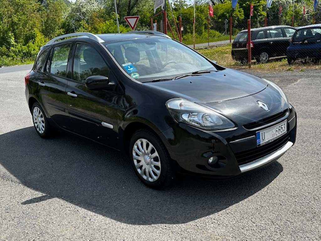 Renault Clio kombi 1.2i, r.2012, nová STK, klima - 2