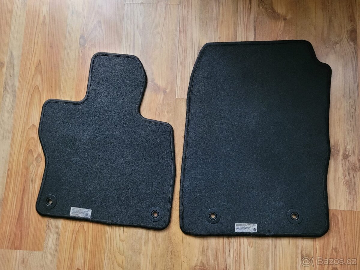 Přední koberce pro Ford Focus od 2018 a výš - 2
