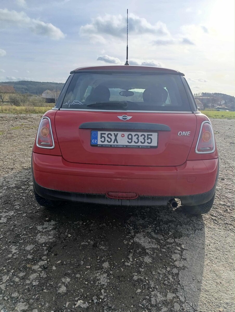 Prodám Mini Cooper 1,4 - 2