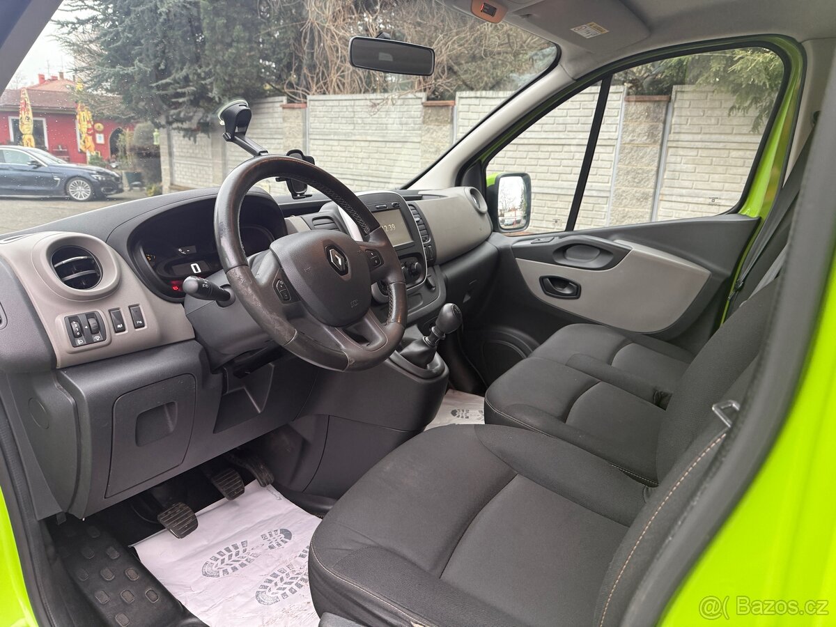 Renault Trafic - 2