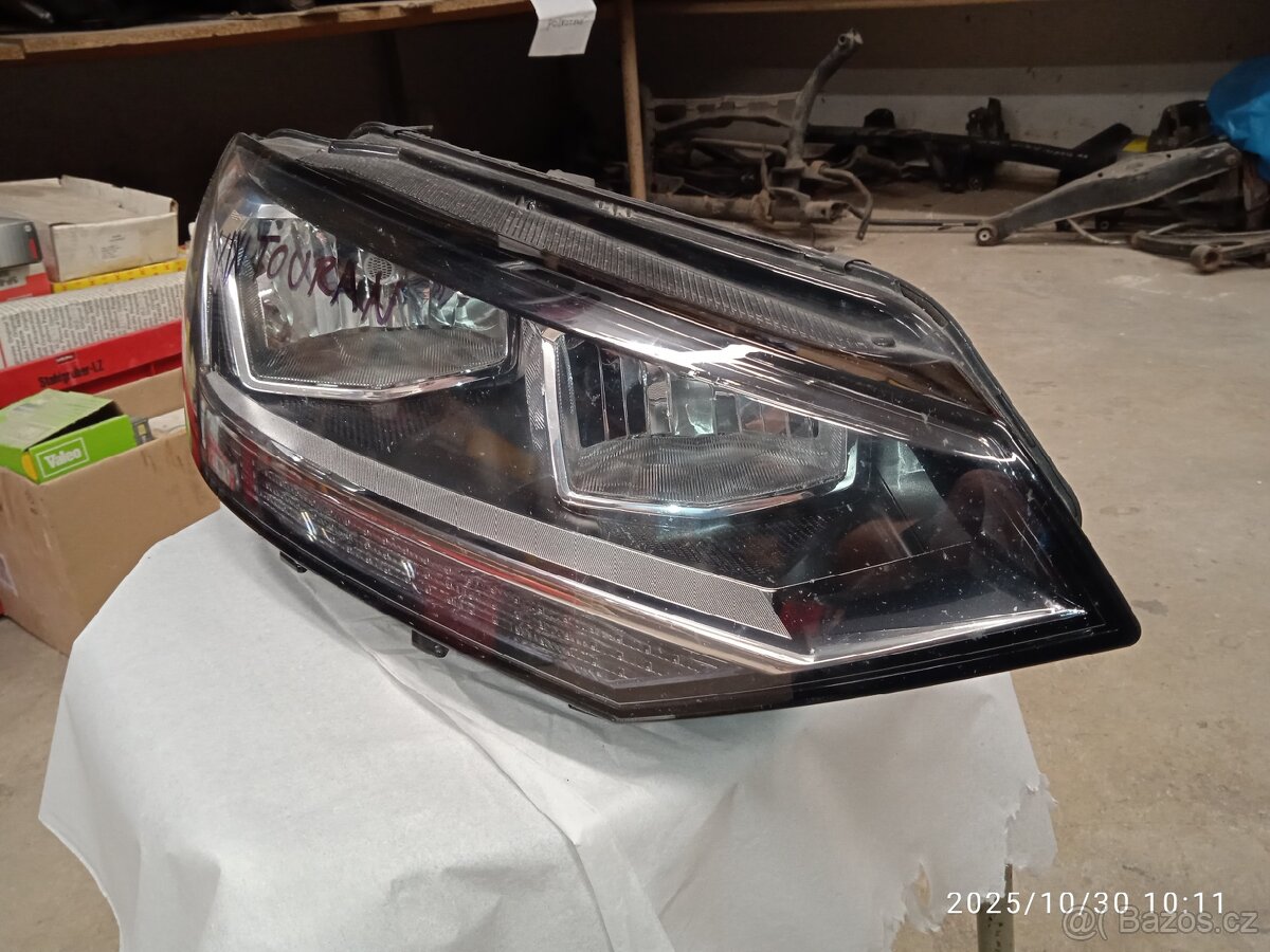 Světlo VW Touran - 2