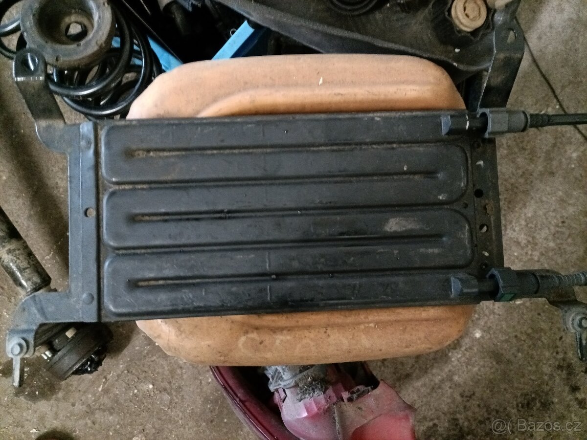 Chladič nafty Peugeot Citroen HDi - 2