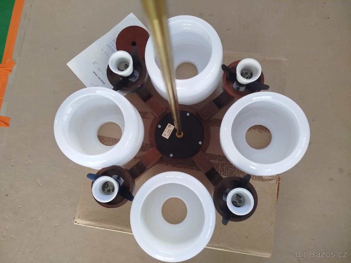 LUSTR - Nový nepoužitý r.1990 - 2