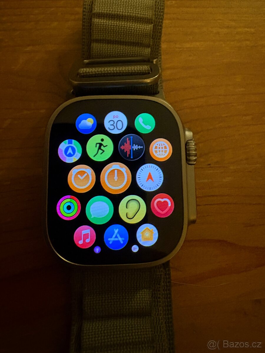 Apple Watch Ultra 2 - 2