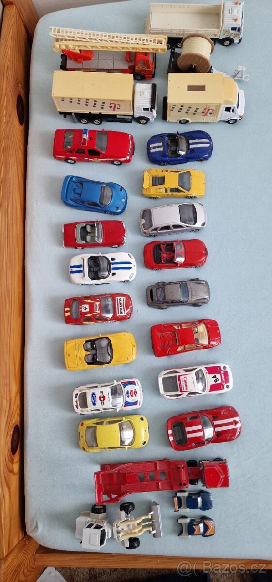 Sbírka autíček - 2