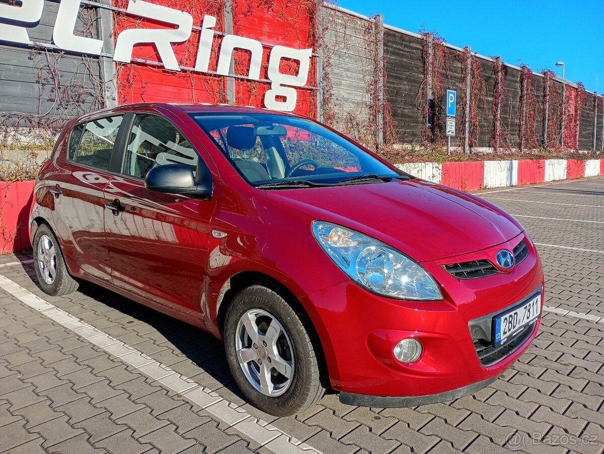 Hyundai i20 LPG nova plynova nadrz - Manuál - 2