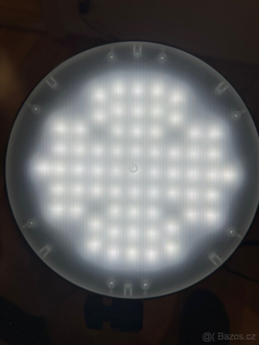 60W LED světlo+ stativ a softbox - 2