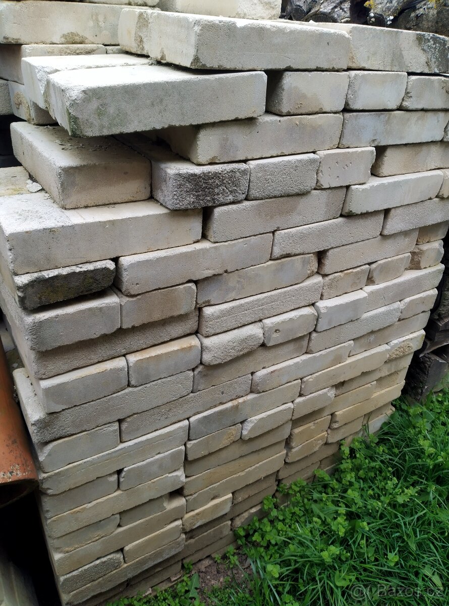 Bile cihly - 2