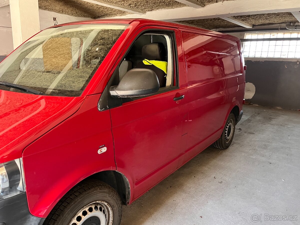 VW TRANSPORTER T5 - 2