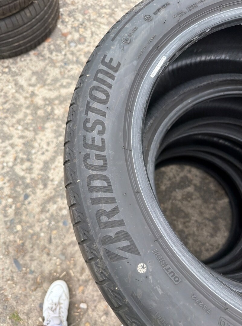4x 225/55/18 bridgestone 102y letní dot20 - 2