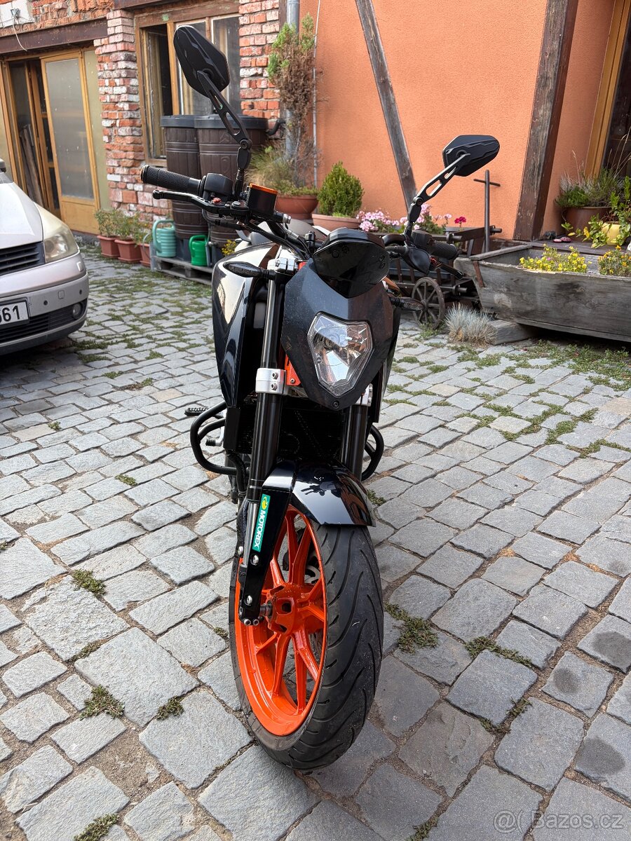 KTM Duke 390 ABS, 2015 - 2