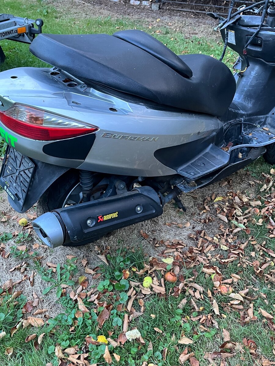 Suzuki burgman 200 - 2