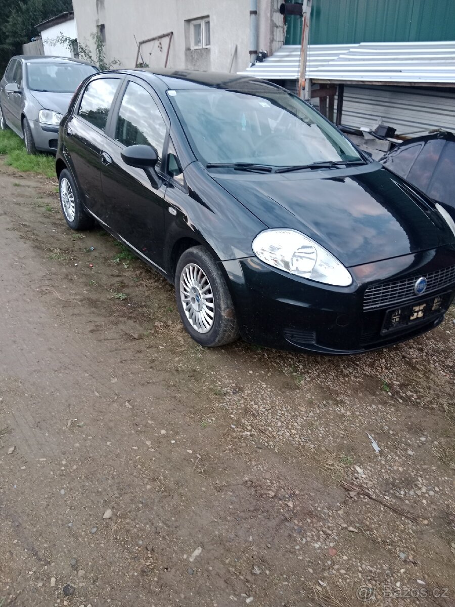 Fiat Grande Punto - 2