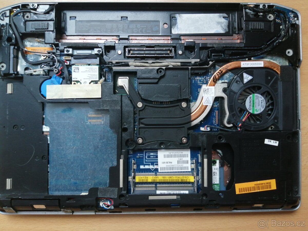 Dell Latitude Core i7 na díly - 2