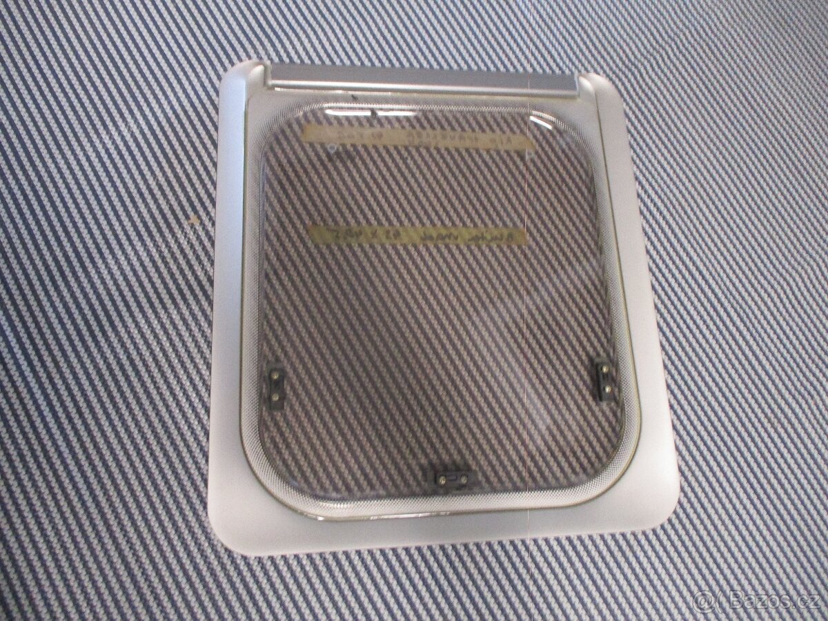 Okno ke karavanu KIP 41 TDB r. 2004 - 2