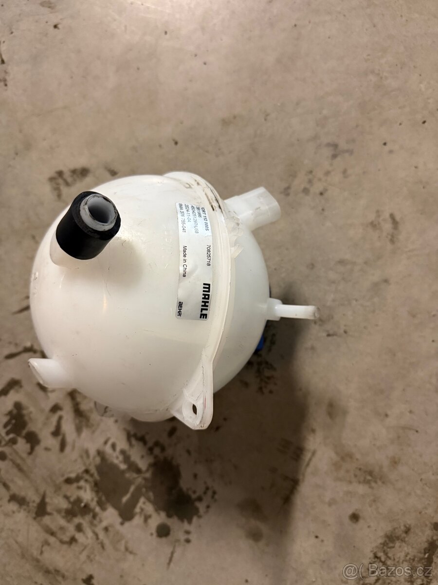 Intercooler voda vzduch plus chladic a pumpa - 2