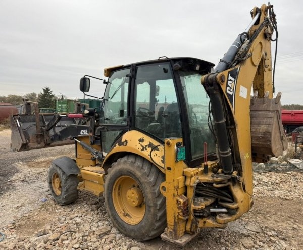 CAT 428E s SPZ traktorbagr - 2