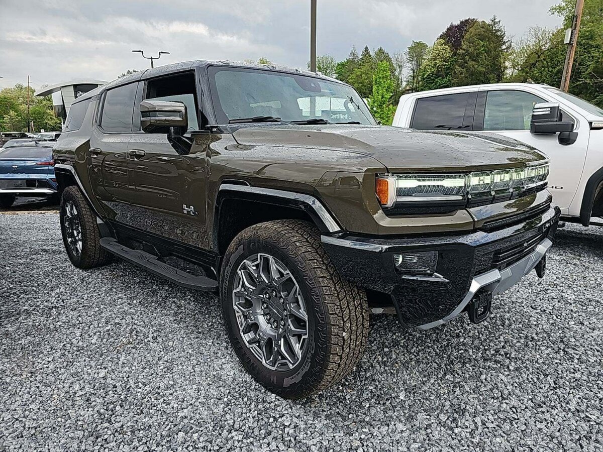 GMC Hummer EV SUV 2025