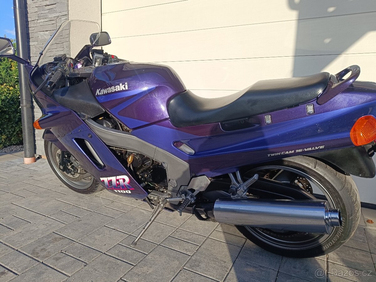 Kawasaki ZZR 1100 C naj.15tiskm - 2