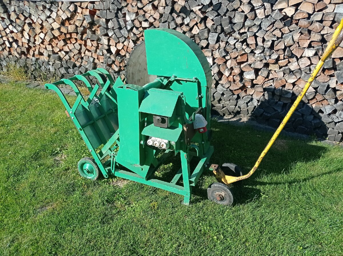 Kotoučová pila na dřevo - 2