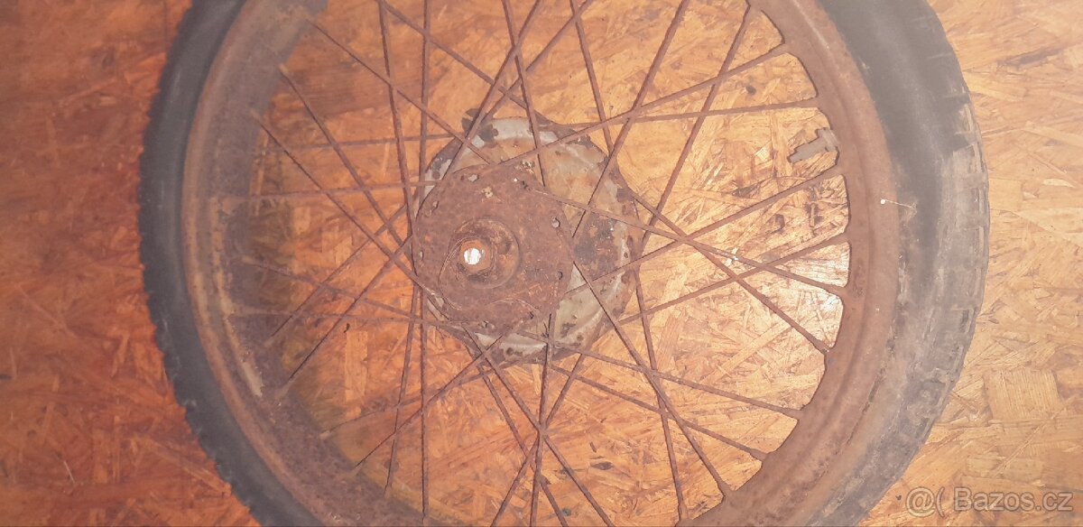 ČZ 175 předválečná přední kolo - 2