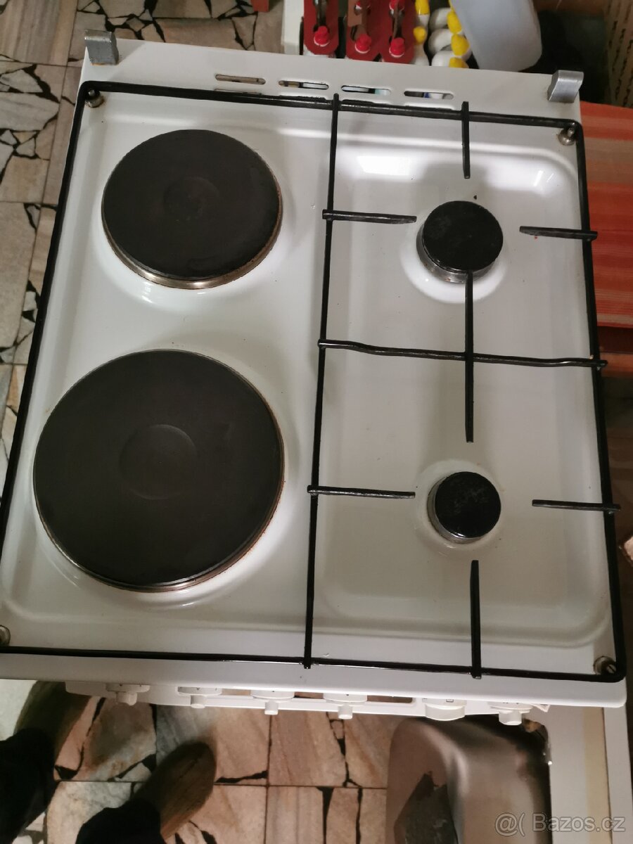 Kombinovaný sporák Mora 2180. - 2