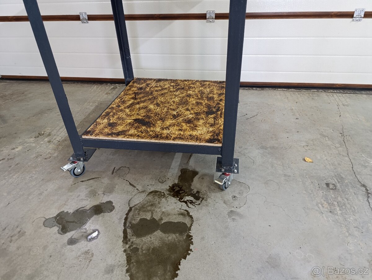 Dílenský ponk / stůl - 2