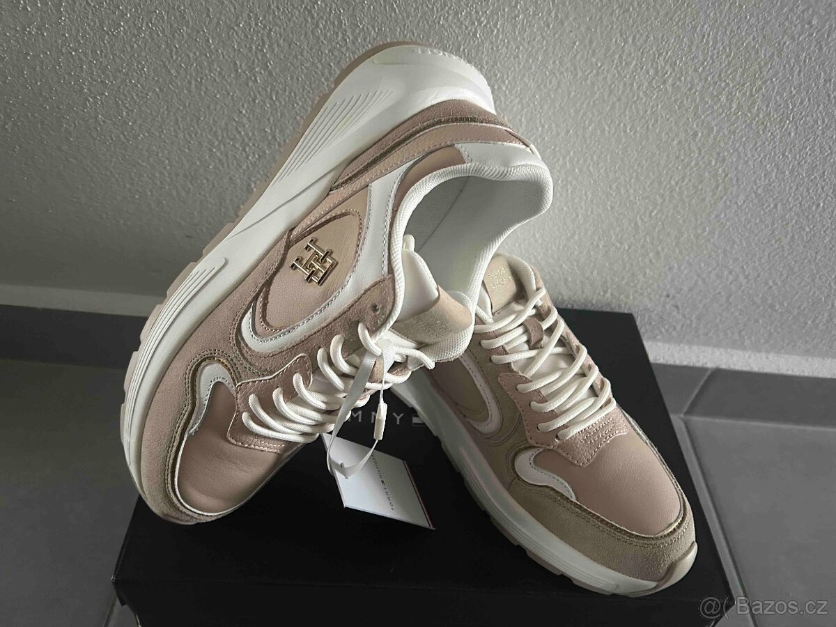 Dámské tenisky Tommy Hilfiger - 2