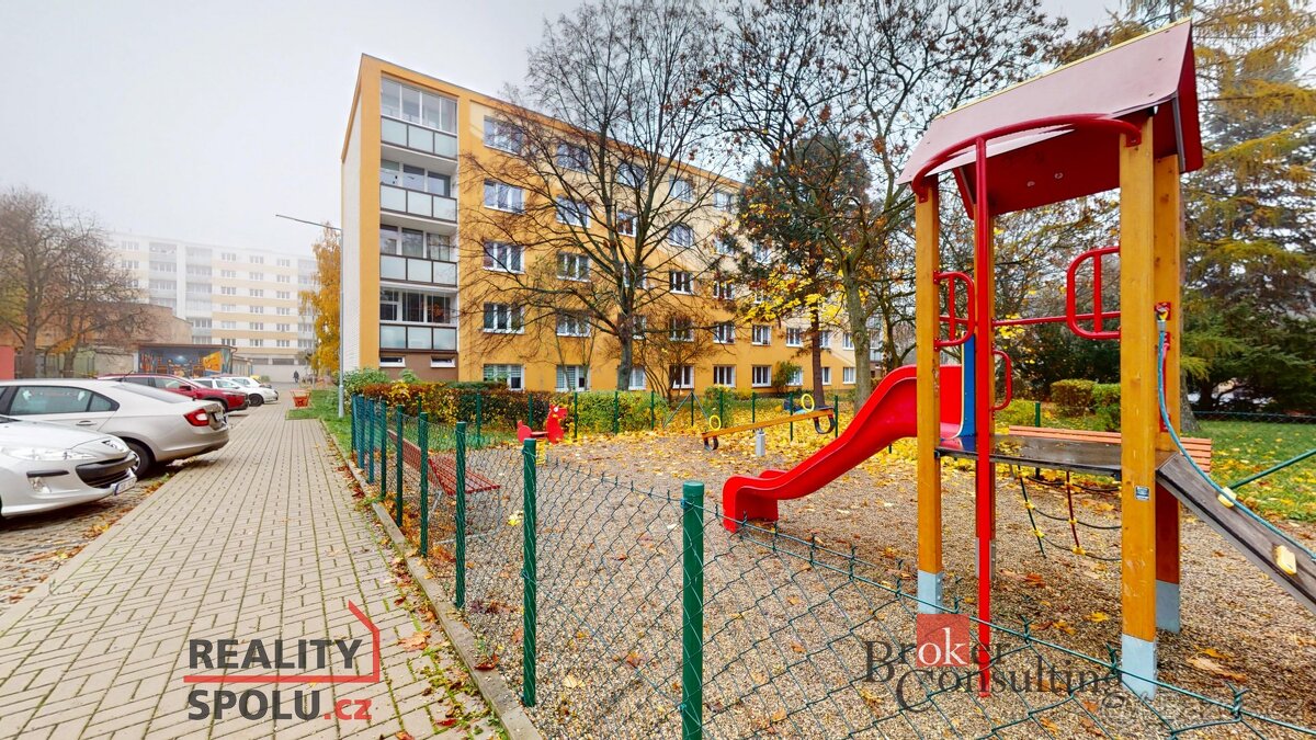 Převod dr. podílu, byty/3+1, 73 m2, Zdeňka Štěpánka 3969/8, - 2