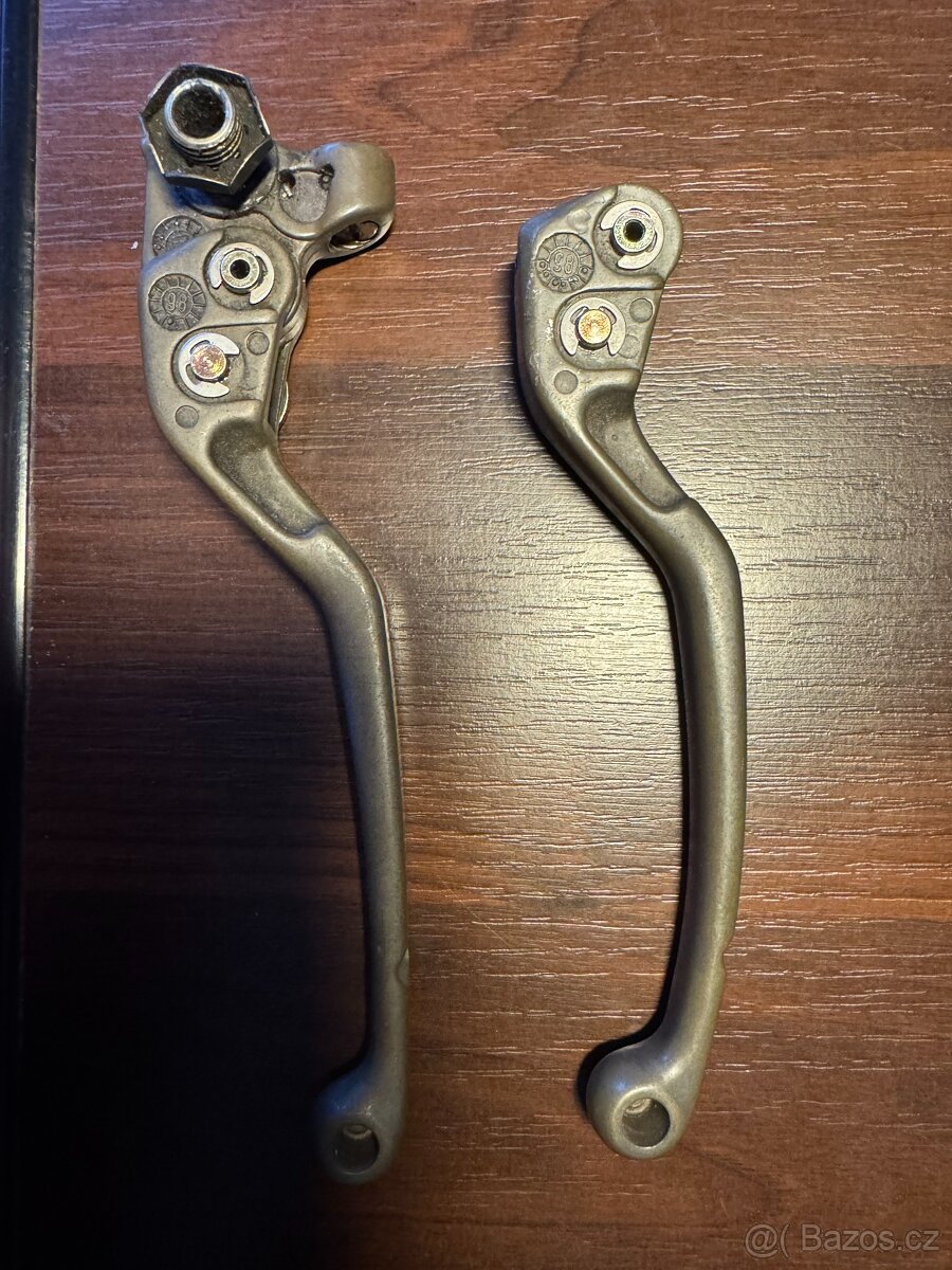 Brzdová páčka Ducati 748, 900SS, 916,ST2,Monster 900 - 2