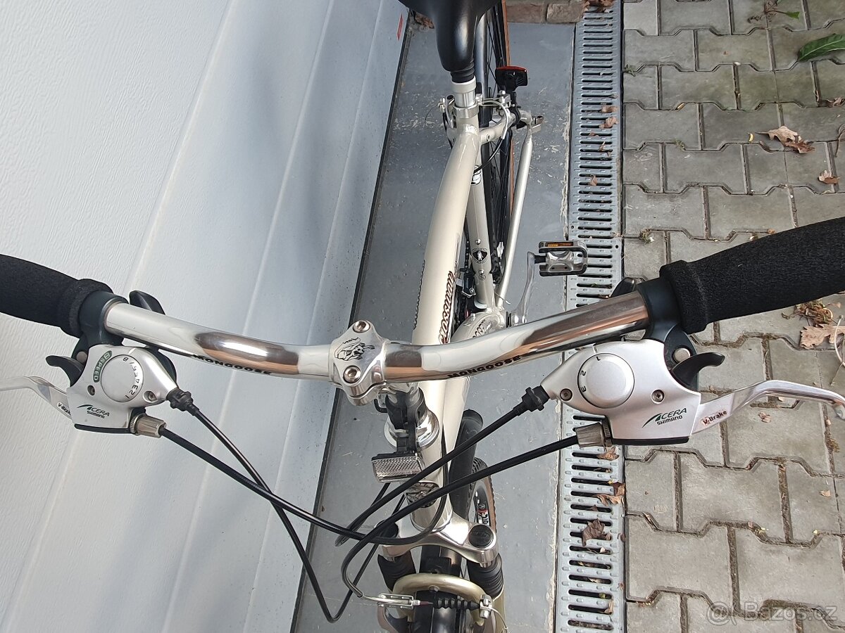 Trekingové kolo Moongoose - 2